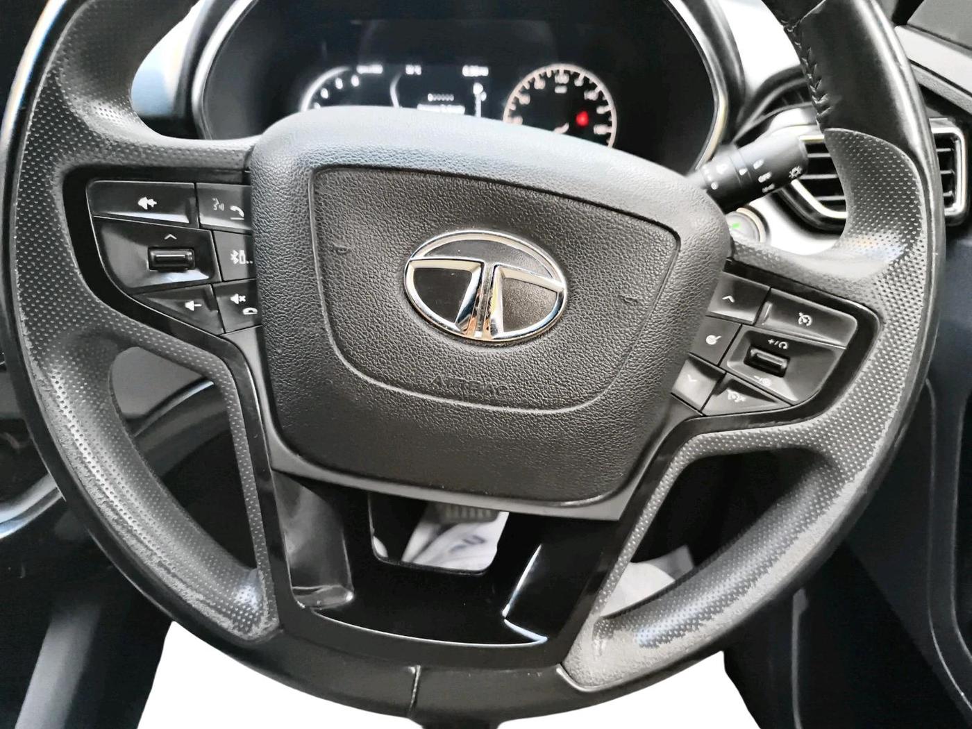 2021 Tata Harrier XZA PLUS 2.0L, Diesel, Automatic, 82,757 km, interior