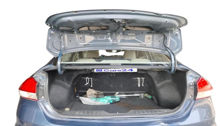 2017 Maruti Ciaz ALPHA DIESEL 1.3, Diesel, Manual, 83,725 km, exterior