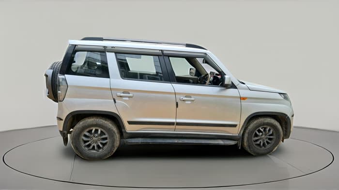 2019 Mahindra TUV300 T10, Diesel, Manual, 86,133 km, exterior