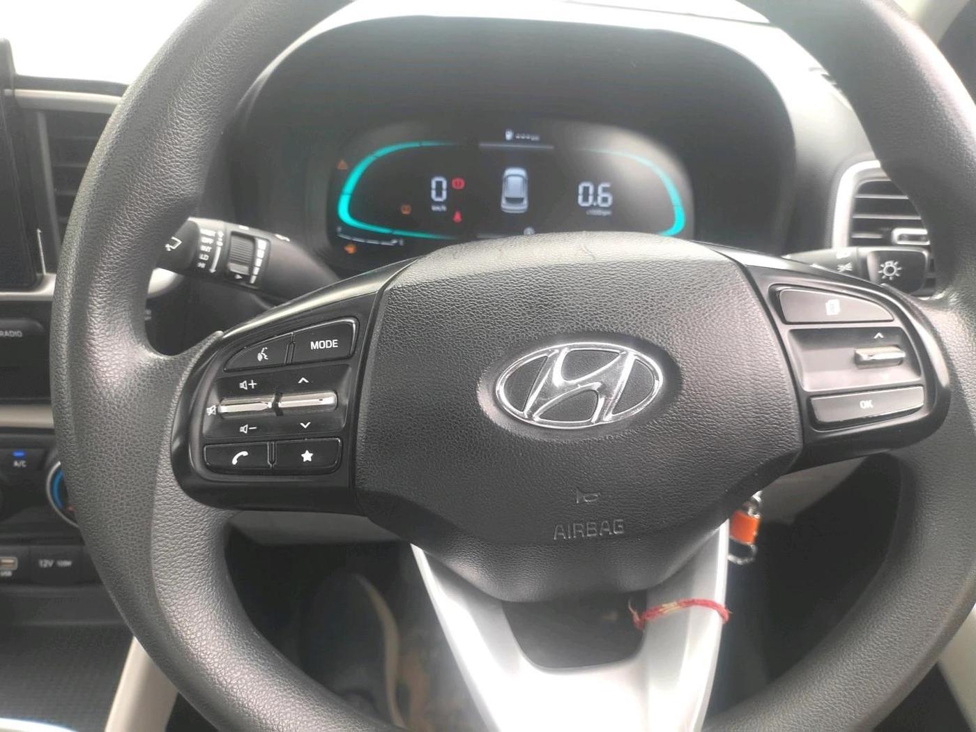 2025 Hyundai VENUE S (O) Plus 1.2 Petrol , Petrol, Manual, 50,217 km, interior