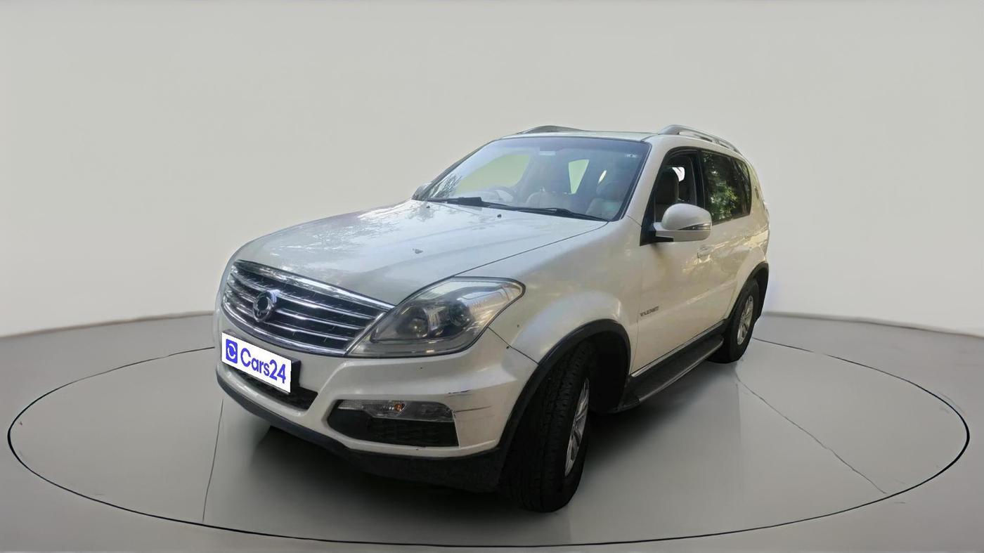 2014 Ssangyong Rexton RX7, Diesel, Automatic, 1,22,530 km, exterior