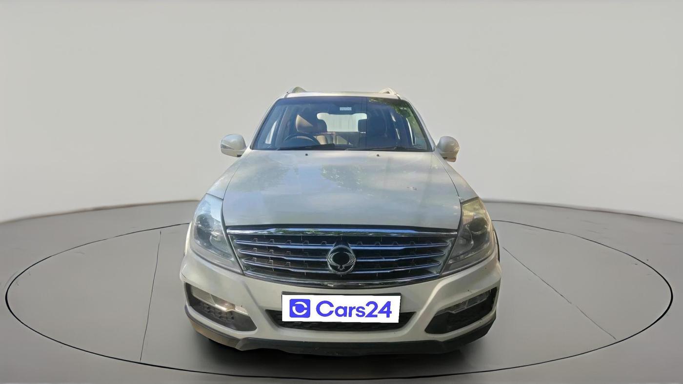 2014 Ssangyong Rexton RX7, Diesel, Automatic, 1,22,530 km, exterior