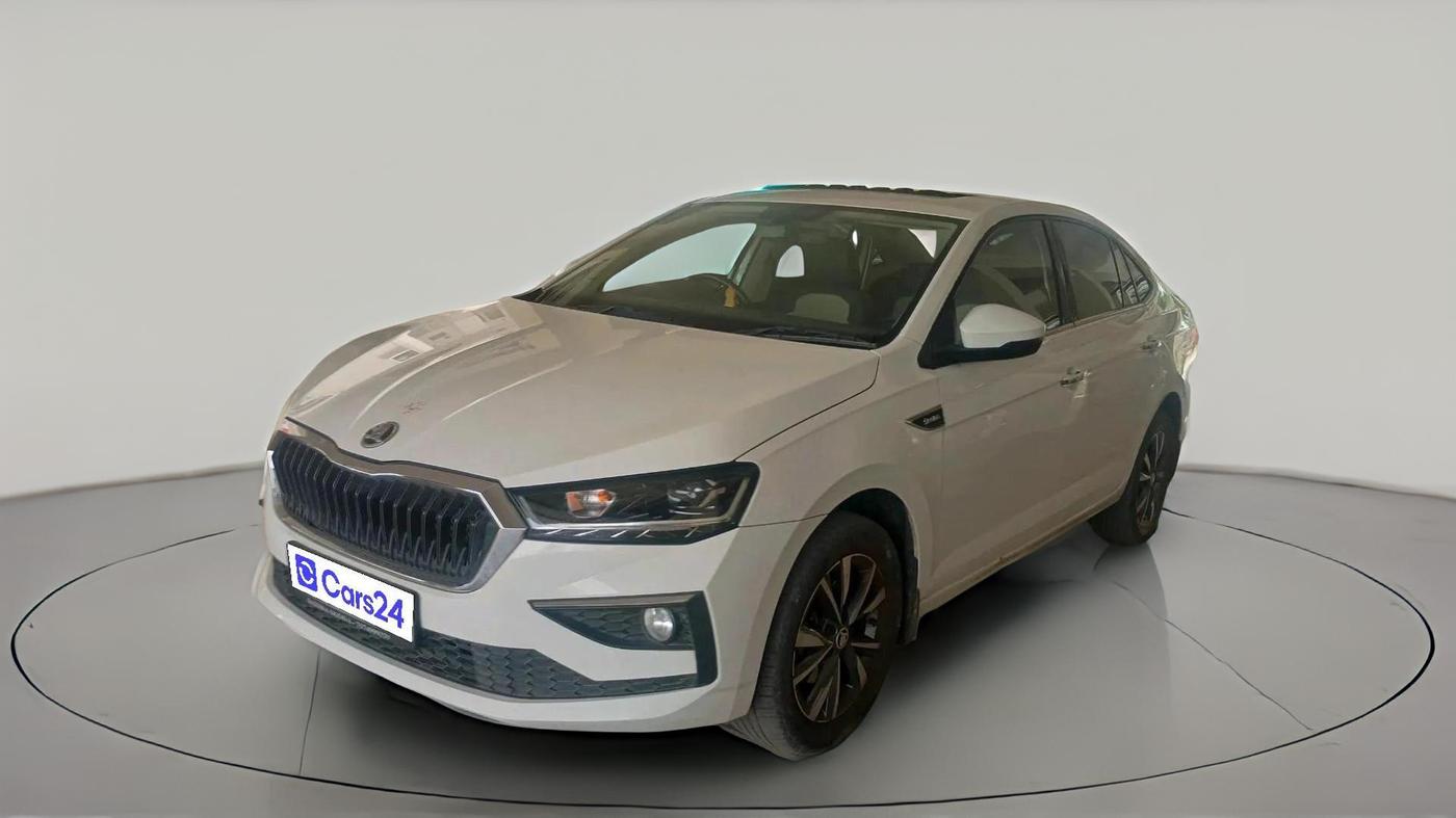 2022 Skoda SLAVIA STYLE 1.0L TSI MT, Petrol, Manual, 53,065 km, exterior