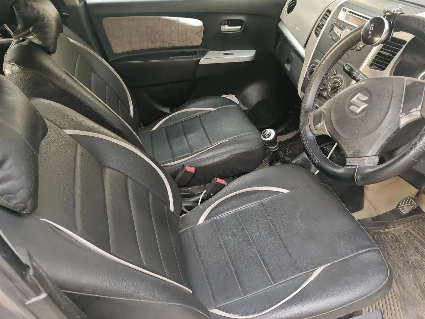 2014 Maruti Wagon R 1.0 VXI, Petrol, Manual, 61,967 km, interior