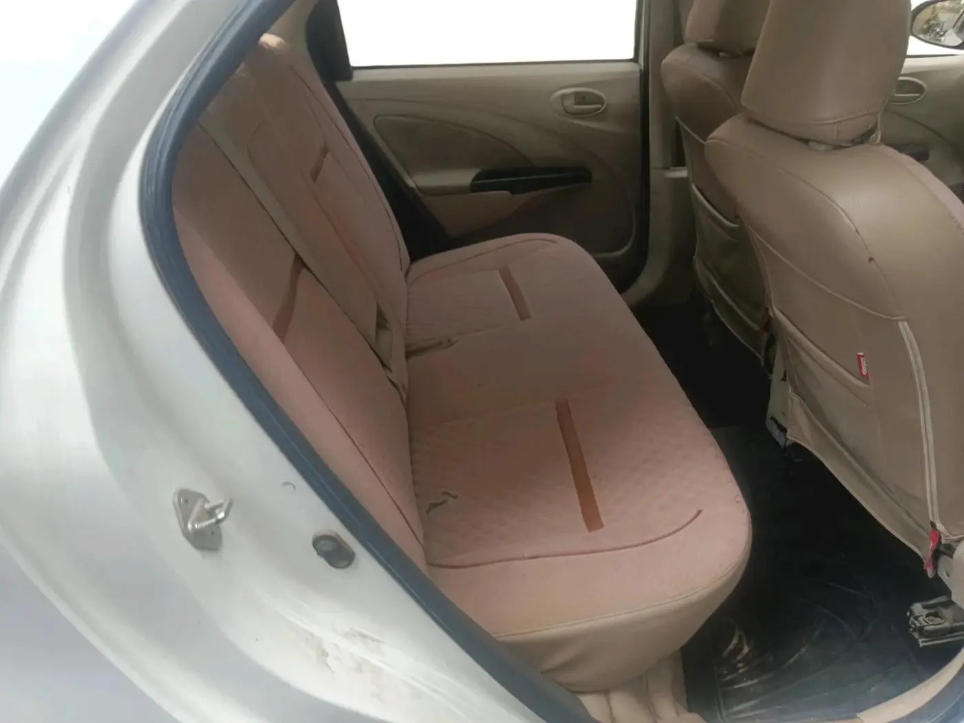 2017 Toyota Etios VX PLATINUM, Petrol, Manual, 66,950 km, interior