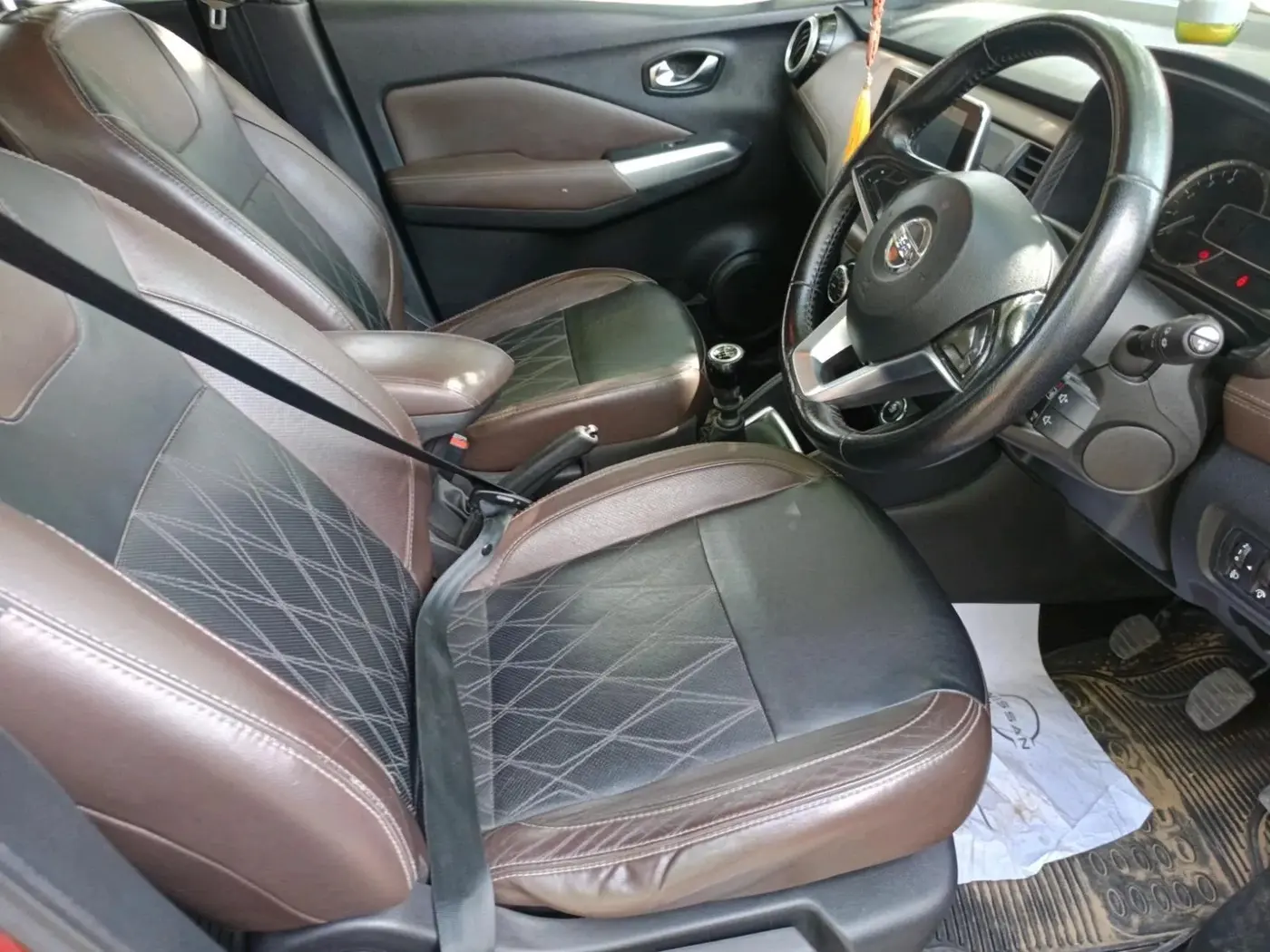 2019 Nissan Kicks XV PREMIUM O DUAL TONE DIESEL, Diesel, Manual, 83,760 km, interior