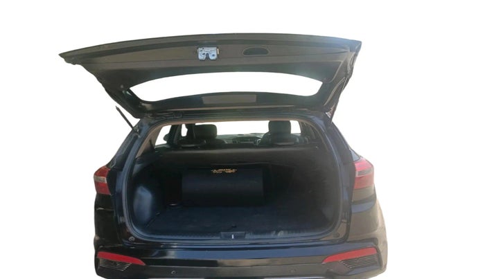 2016 Hyundai Creta SX PLUS 1.6 PETROL, Petrol, Manual, 73,911 km, exterior