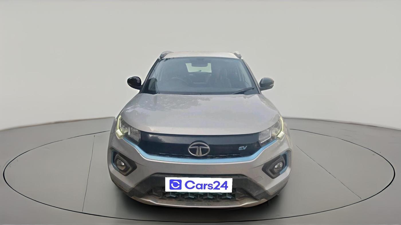 2020 Tata NEXON EV XZ PLUS, Electric, Automatic, 76,713 km, exterior