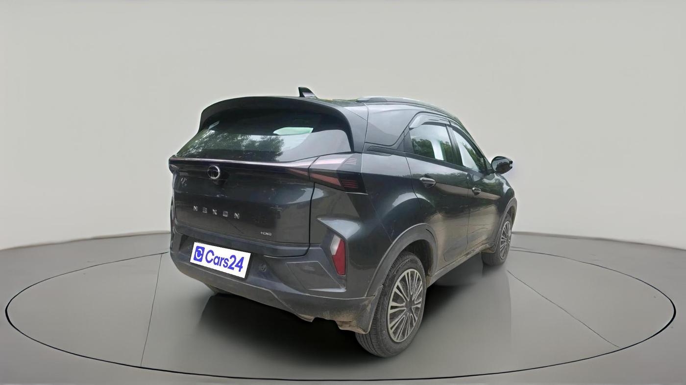 2025 Tata NEXON Pure Plus 1.2 iCNG 6MT, CNG, Manual, 23,059 km, exterior