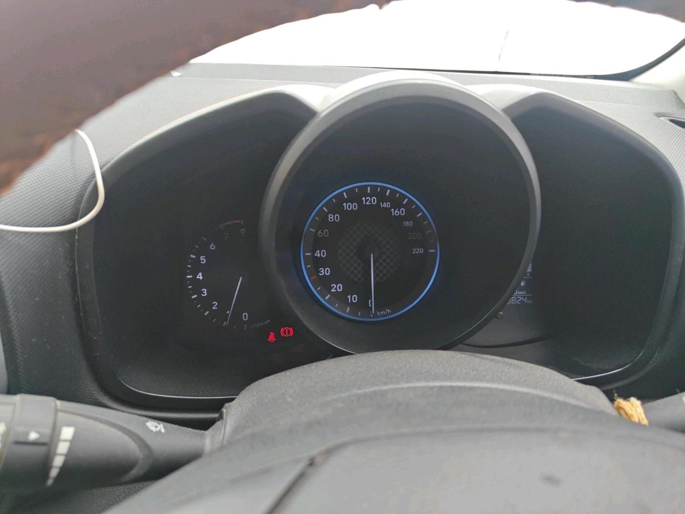 2021 Hyundai VENUE SX 1.0 TURBO, Petrol, Manual, 68,824 km, interior
