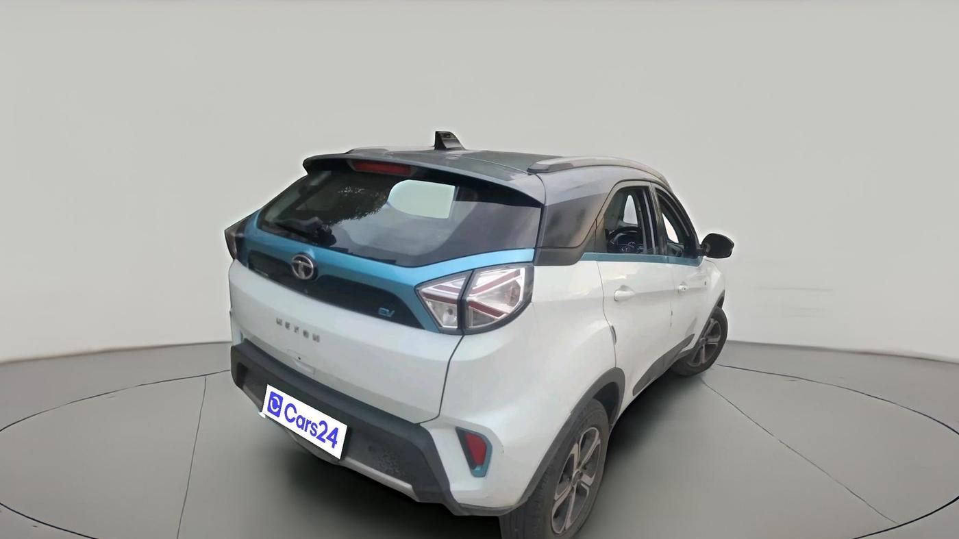 2021 Tata NEXON EV XZ PLUS LUX, Electric, Automatic, 90,703 km, exterior