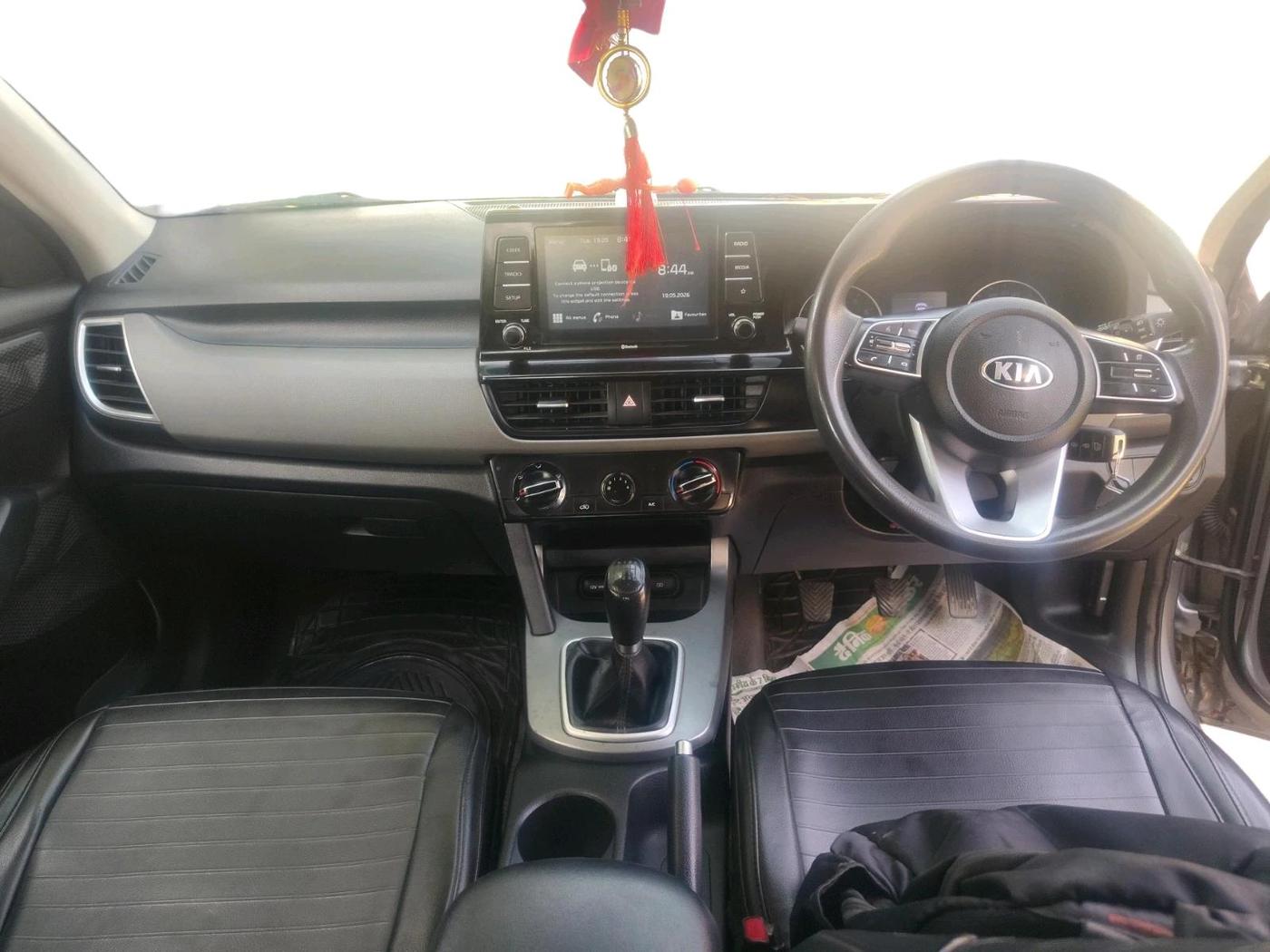 2019 KIA SELTOS HTK 1.5 PETROL, Petrol, Manual, 1,07,303 km, interior