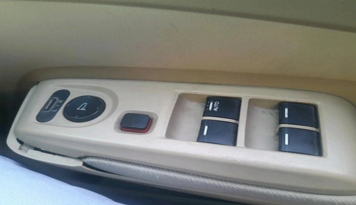 2011 Honda City 1.5L I-VTEC S MT, Petrol, Manual, 1,04,920 km, interior