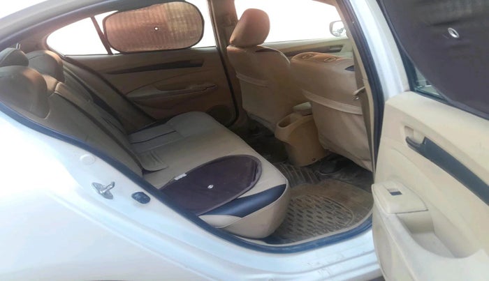 2011 Honda City 1.5L I-VTEC S MT, Petrol, Manual, 1,04,920 km, interior