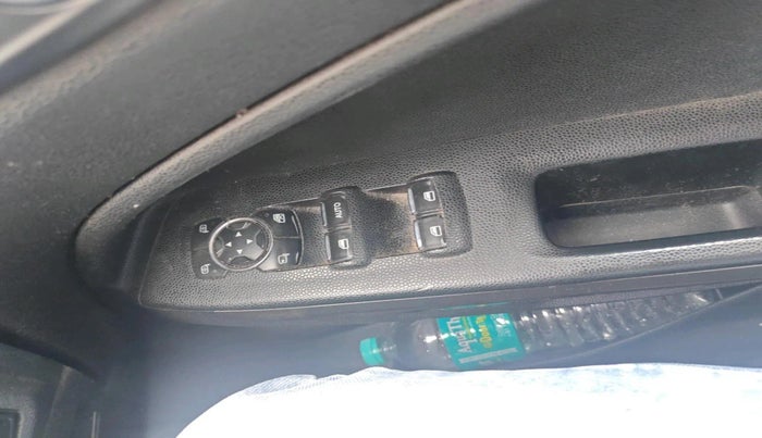 2018 Ford Ecosport TITANIUM 1.5L DIESEL, Diesel, Manual, 1,02,866 km, interior