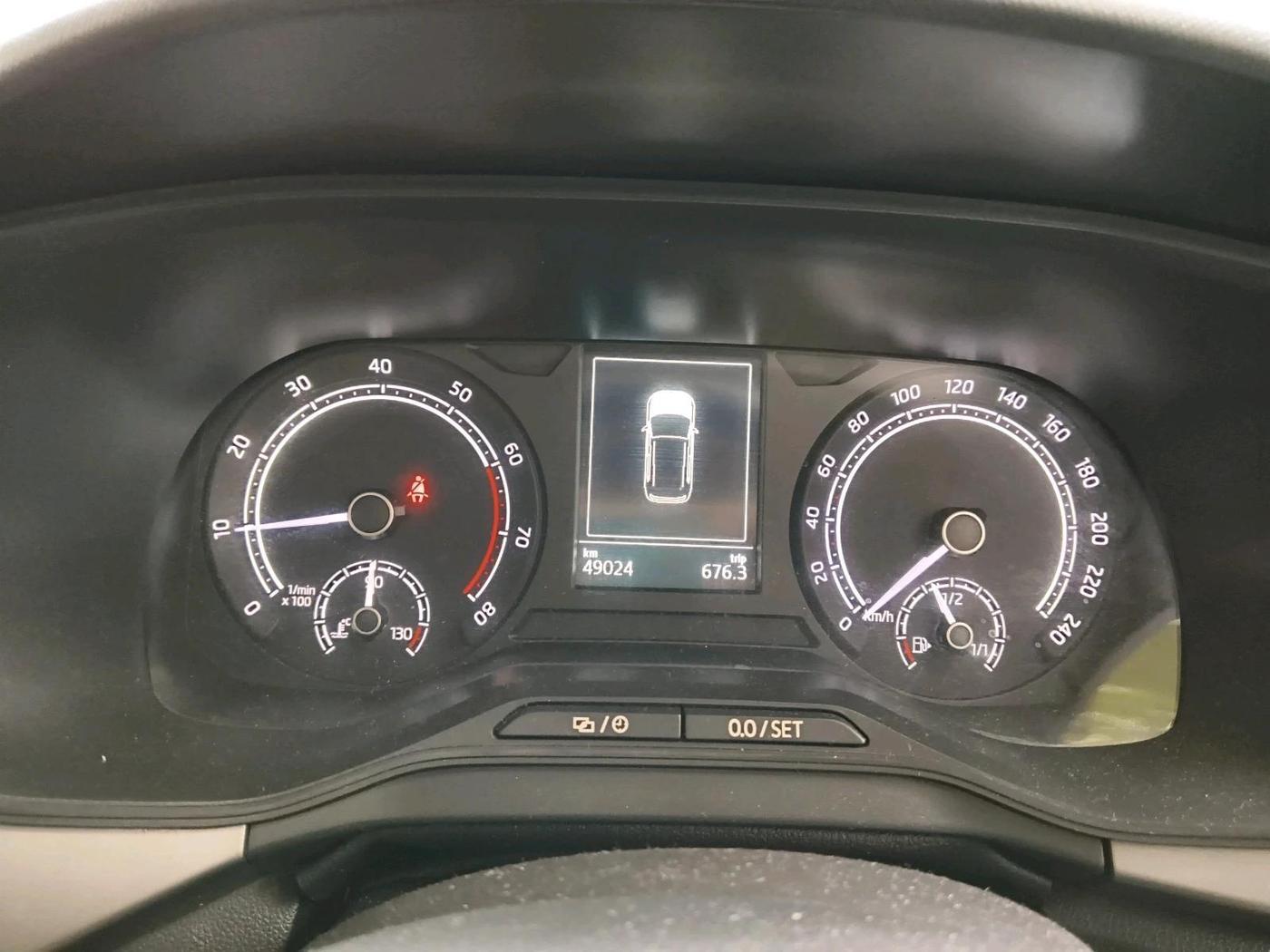 2022 Skoda KUSHAQ AMBITION 1.0L TSI AT, Petrol, Automatic, 49,024 km, interior