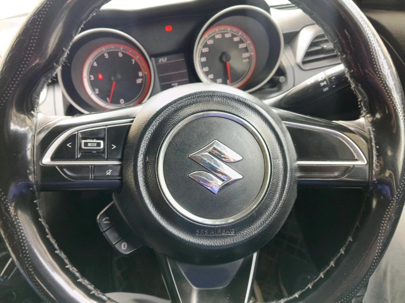 2023 Maruti Swift VXI, Petrol, Manual, 66,221 km, interior