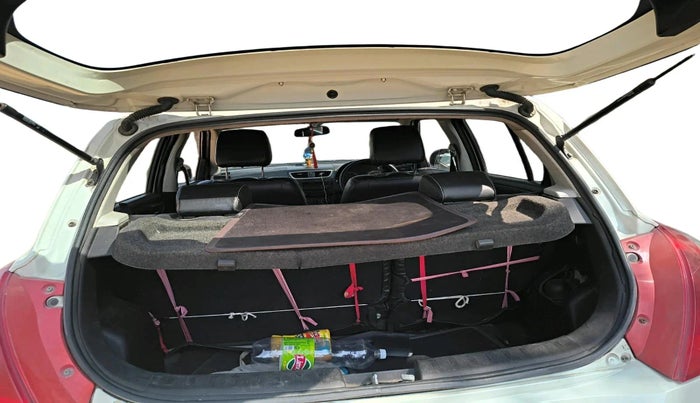 2015 Maruti Swift VDI, Diesel, Manual, 1,55,847 km, exterior