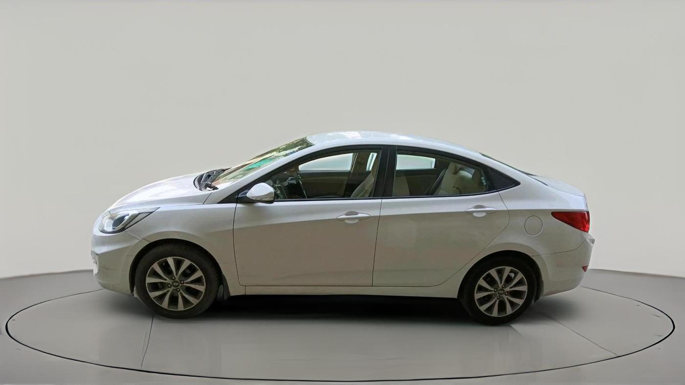 2013 Hyundai Verna FLUIDIC 1.6 VTVT SX, Petrol, Manual, 55,541 km, exterior