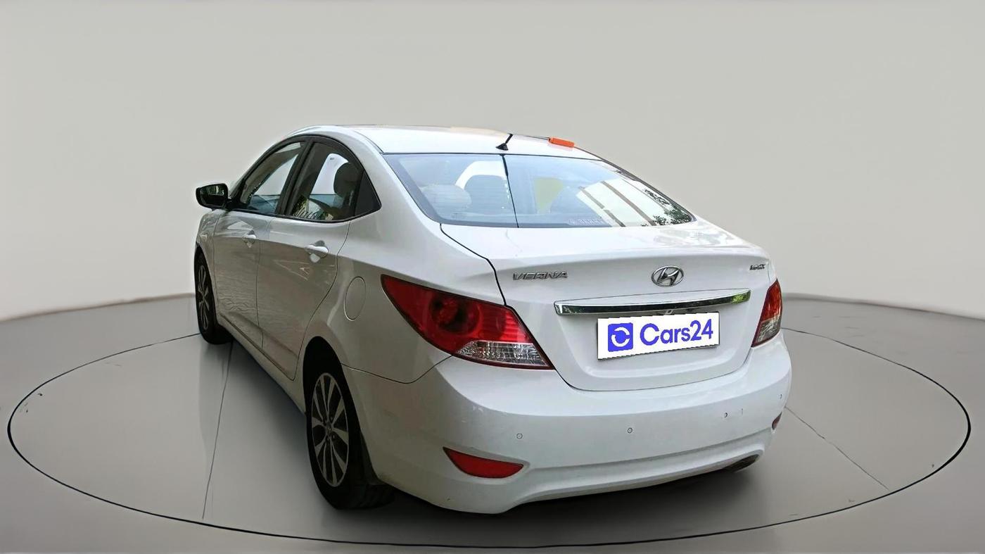 2013 Hyundai Verna FLUIDIC 1.6 VTVT SX, Petrol, Manual, 55,541 km, exterior