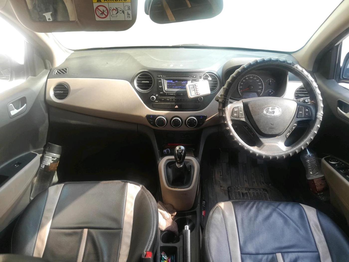 2016 Hyundai Grand i10 SPORTZ 1.1 CRDI, Diesel, Manual, 96,200 km, interior