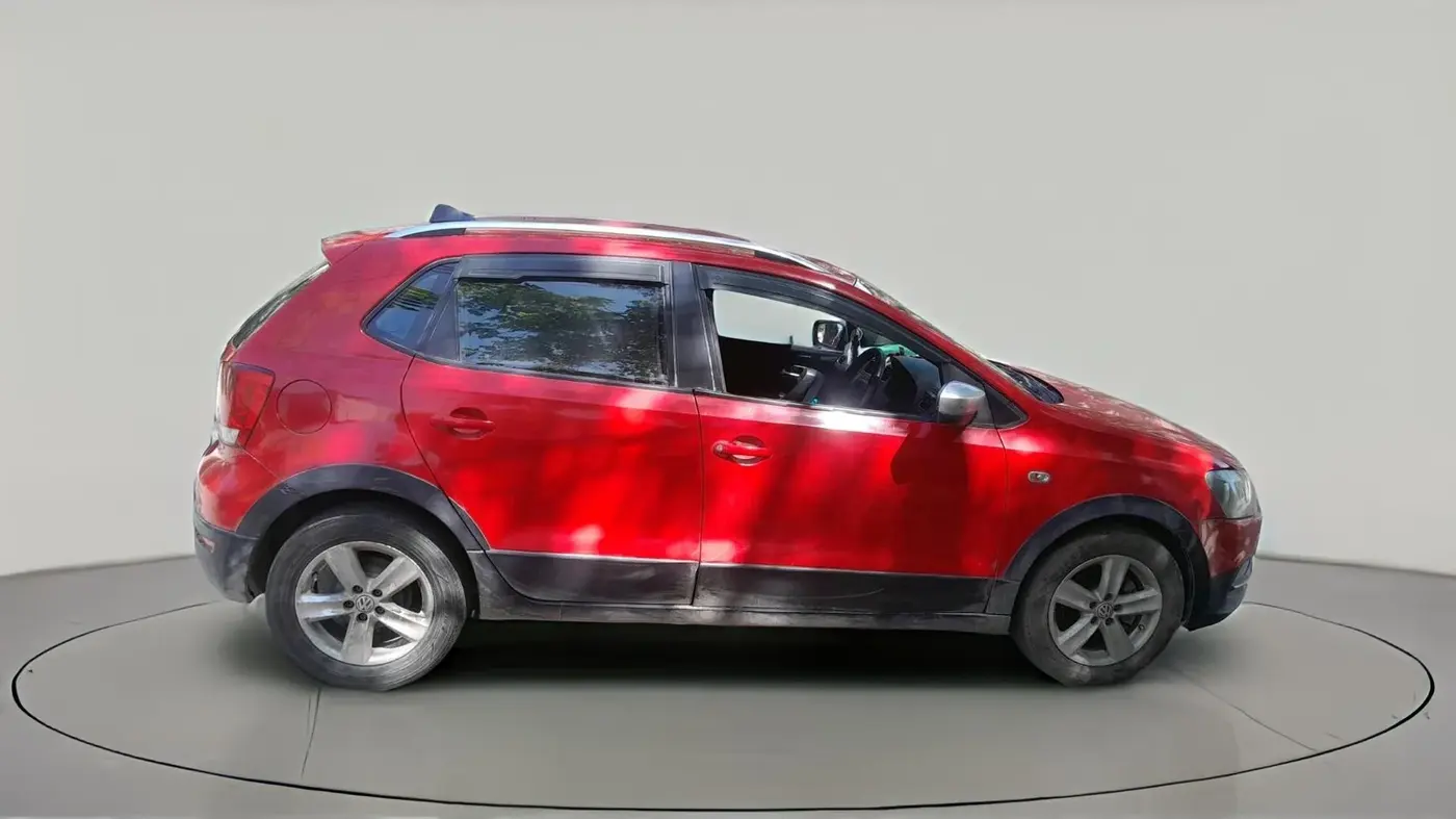 2013 Volkswagen Cross Polo HIGHLINE TDI, Diesel, Manual, 1,02,185 km, exterior