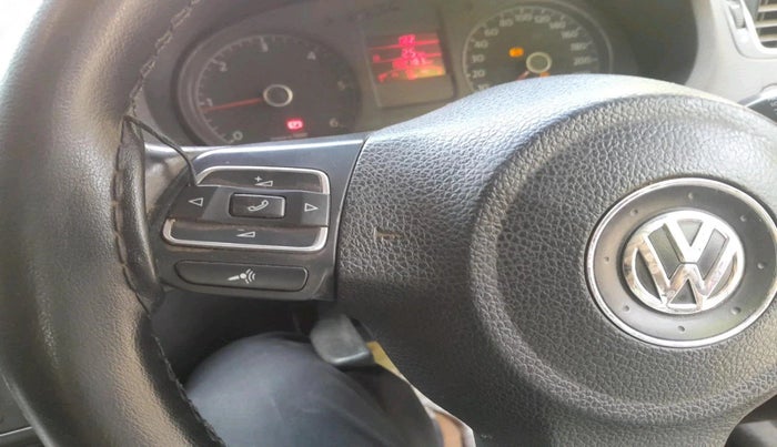 2013 Volkswagen Cross Polo HIGHLINE TDI, Diesel, Manual, 1,02,185 km, interior