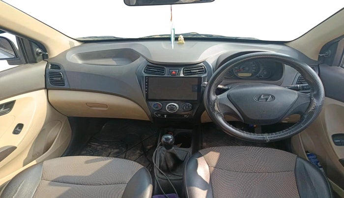 2016 Hyundai Eon MAGNA +, Petrol, Manual, 60,825 km, interior