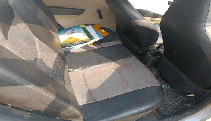 2016 Hyundai Eon MAGNA +, Petrol, Manual, 60,825 km, interior