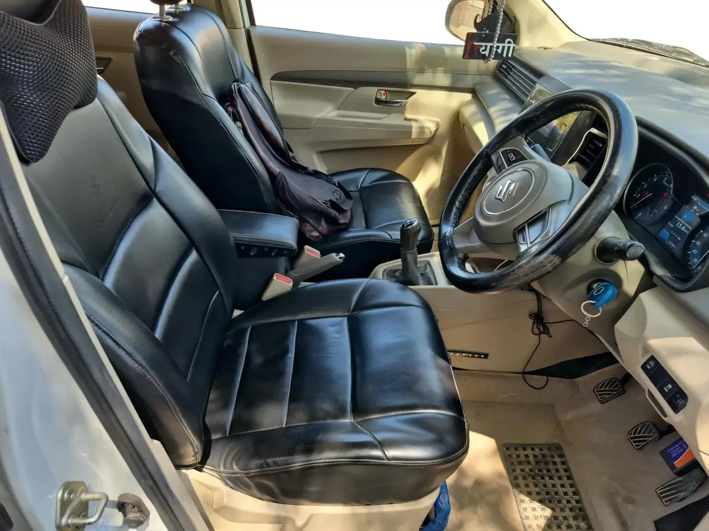 2023 Maruti Ertiga VXI SHVS, Petrol, Manual, 32,193 km, interior