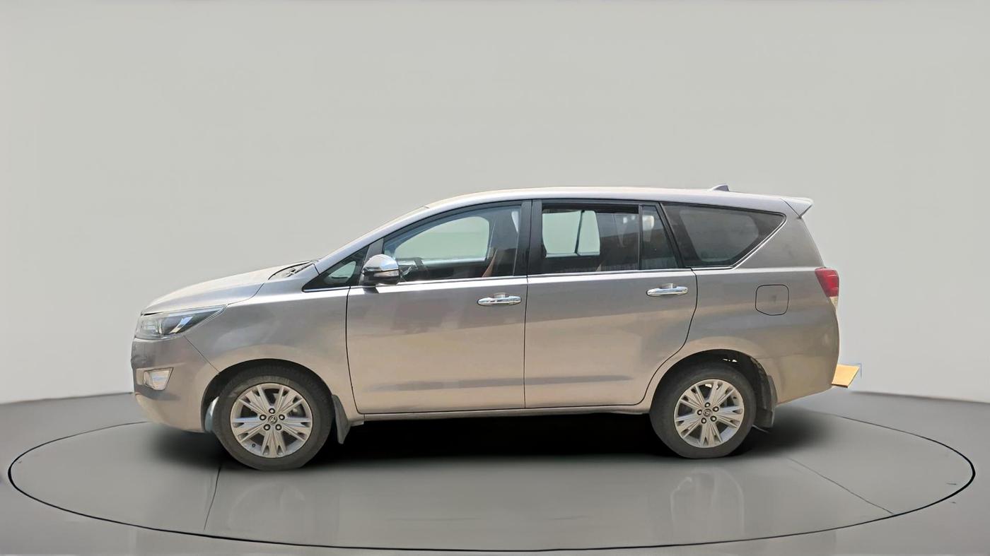 2016 Toyota Innova Crysta 2.8 ZX AT 7 STR, Diesel, Automatic, 2,18,177 km, exterior