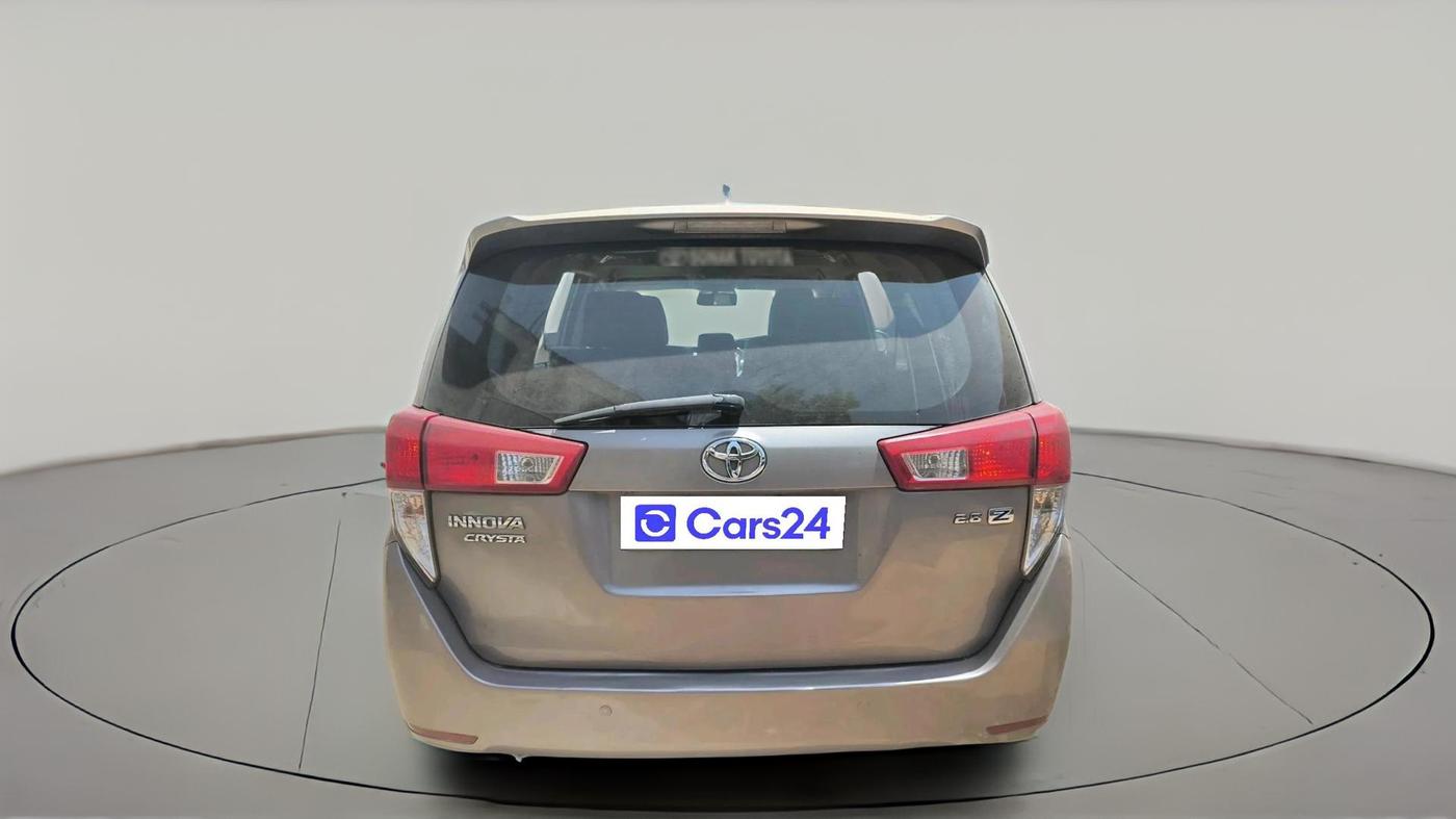 2016 Toyota Innova Crysta 2.8 ZX AT 7 STR, Diesel, Automatic, 2,18,177 km, exterior