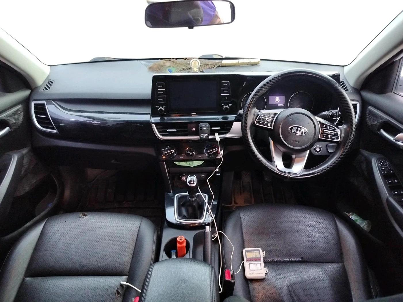 2020 KIA SELTOS HTK PLUS 1.5 DIESEL, Diesel, Manual, 1,35,572 km, interior
