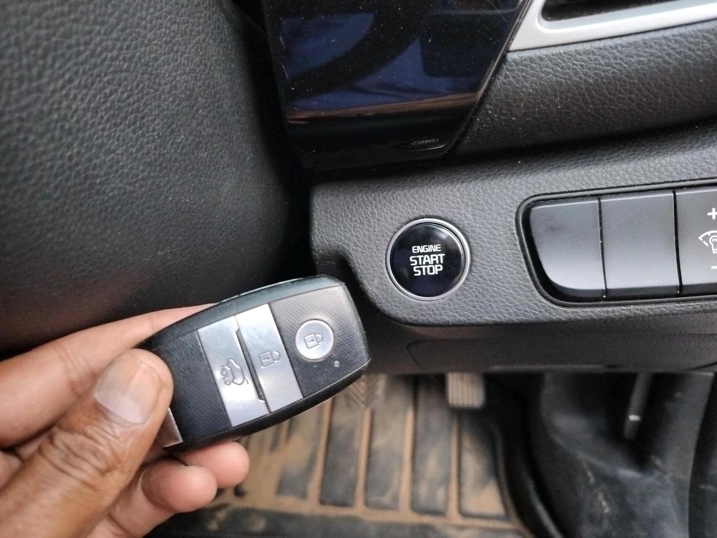 2020 KIA SELTOS HTK PLUS 1.5 DIESEL, Diesel, Manual, 1,35,572 km, interior