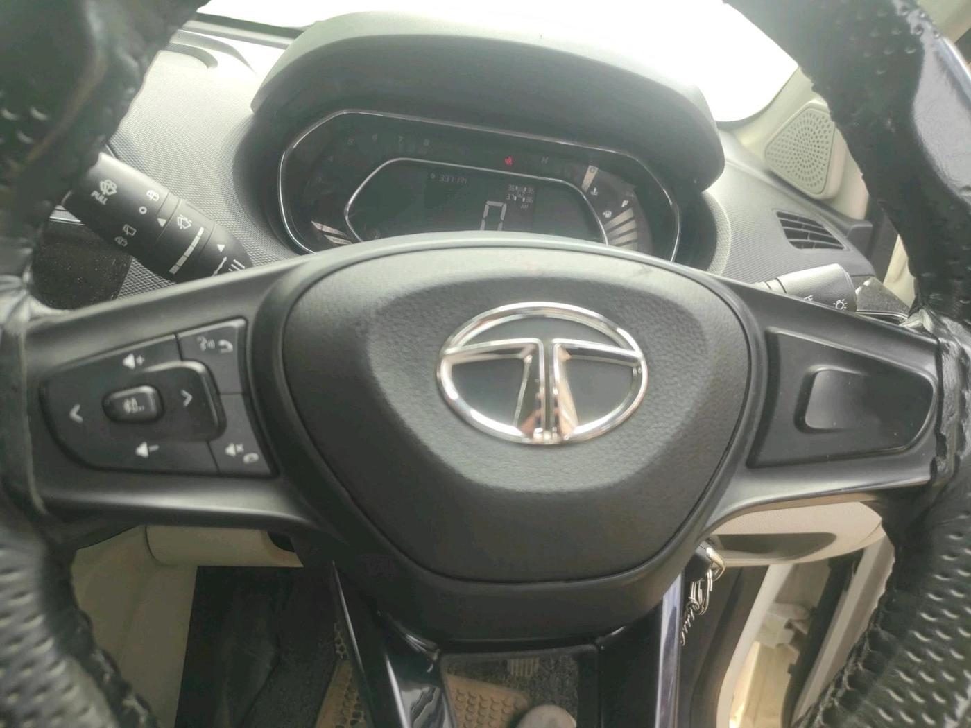 2023 Tata Tiago XZ PLUS PETROL, Petrol, Manual, 24,491 km, interior