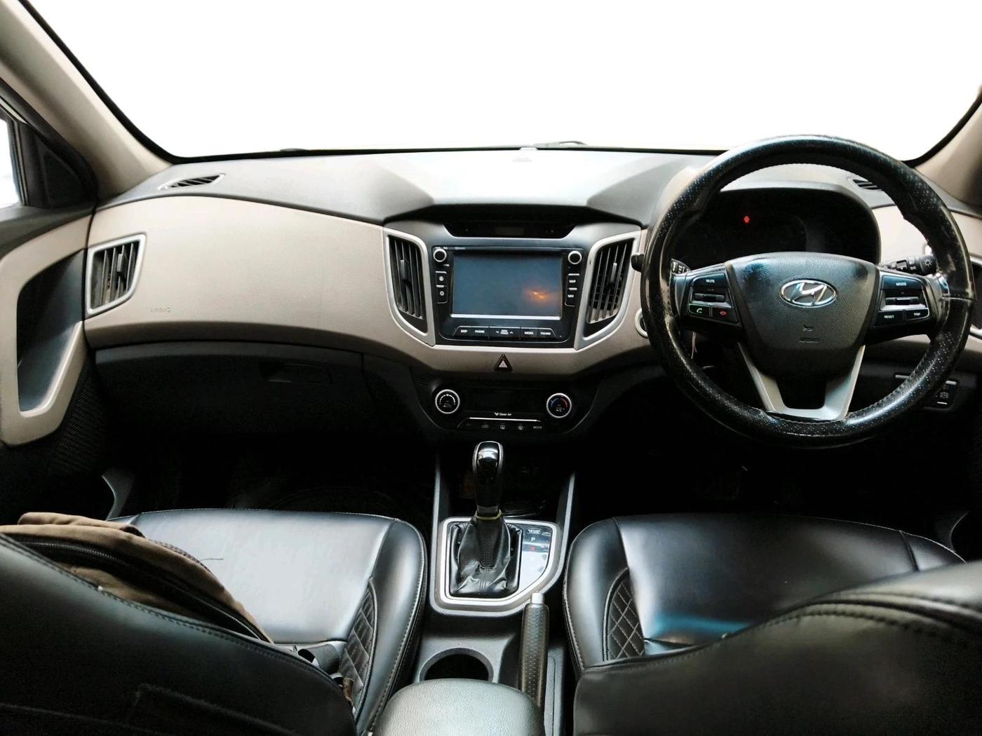 2015 Hyundai Creta SX PLUS AT 1.6 DIESEL, Diesel, Automatic, 1,25,568 km, interior
