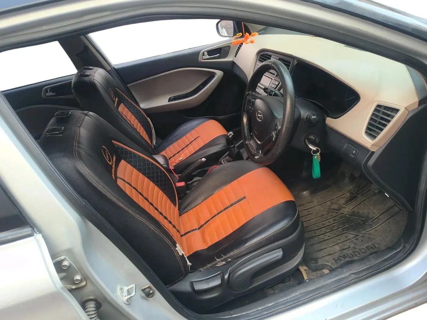 2015 Hyundai Elite i20 SPORTZ 1.2, Petrol, Manual, 96,000 km, interior