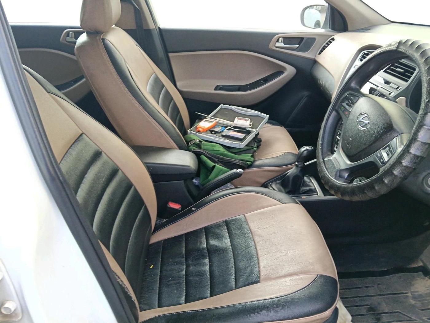 2016 Hyundai Elite i20 SPORTZ 1.2, Petrol, Manual, 24,684 km, interior