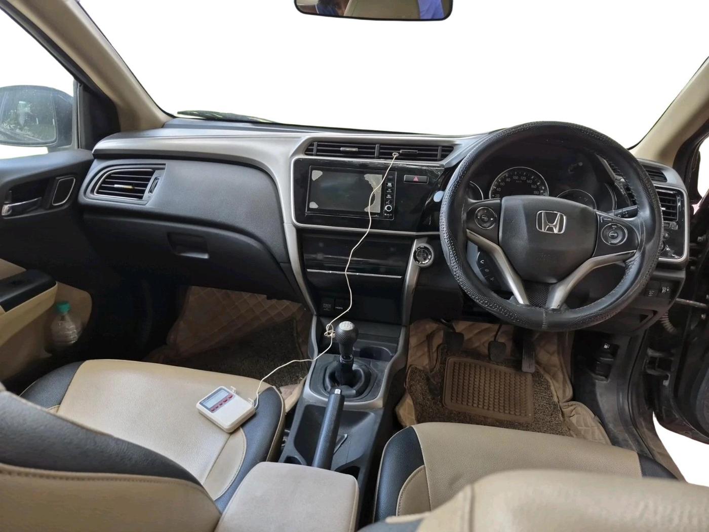 2017 Honda City 1.5L I-DTEC V, Diesel, Manual, 1,44,334 km, interior