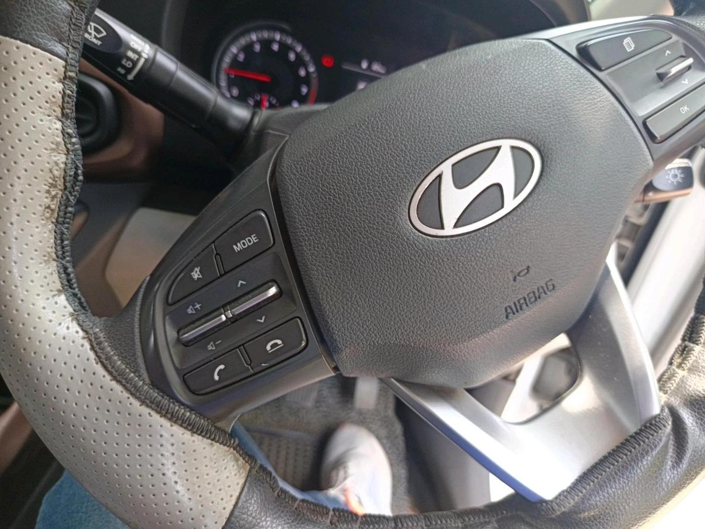 2023 Hyundai AURA S 1.2, Petrol, Manual, 19,312 km, interior