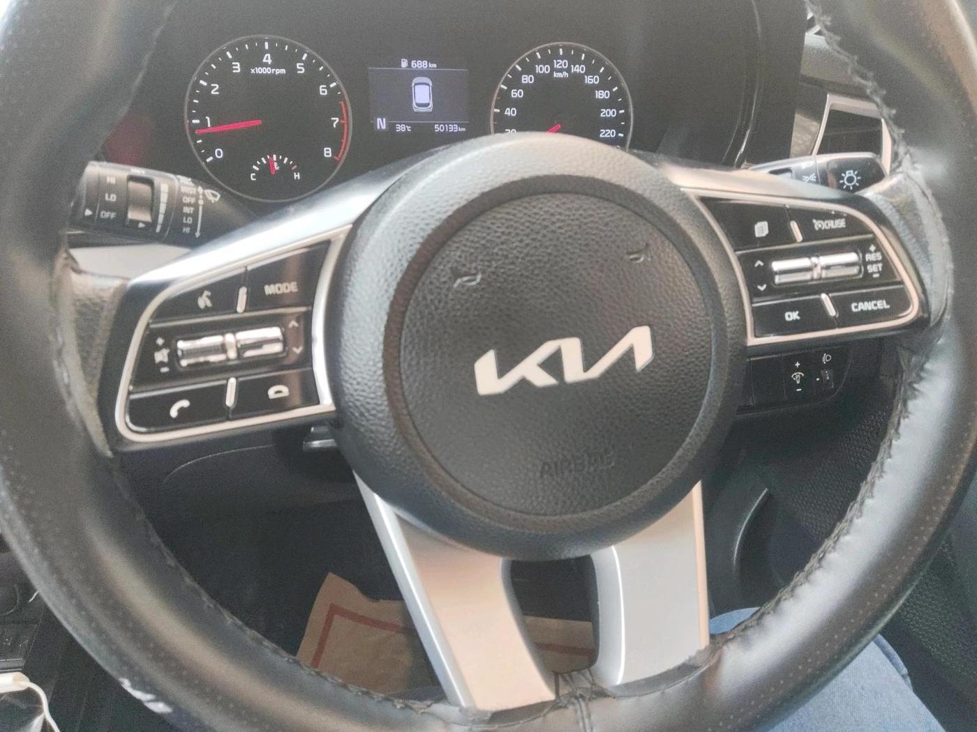2022 KIA SELTOS HTK PLUS 1.5 IMT, Petrol, Manual, 50,133 km, interior