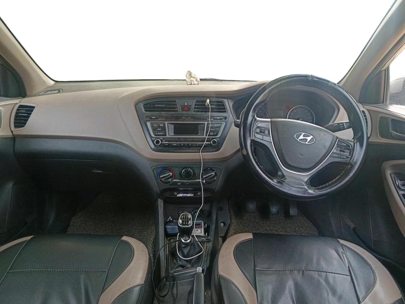2014 Hyundai Elite i20 MAGNA 1.4 CRDI, Diesel, Manual, 1,91,403 km, interior