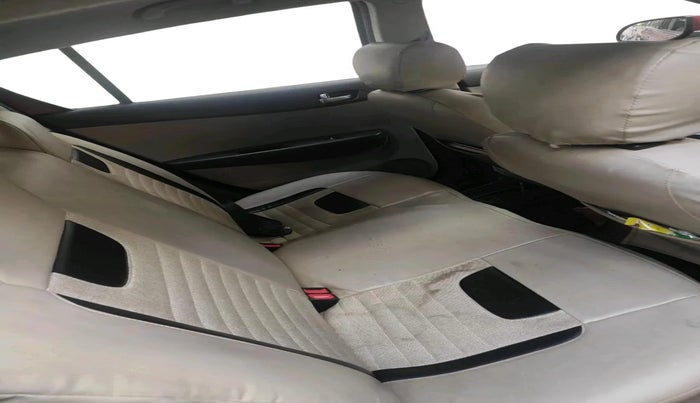 2012 Hyundai i20 MAGNA 1.2, Petrol, Manual, 1,76,395 km, interior