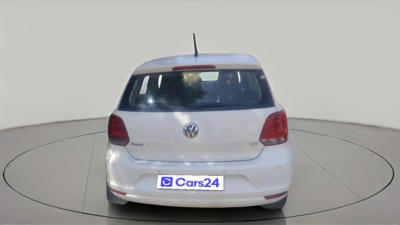 2016 Volkswagen Polo HIGHLINE1.2L DIESEL, Diesel, Manual, 1,00,566 km, exterior