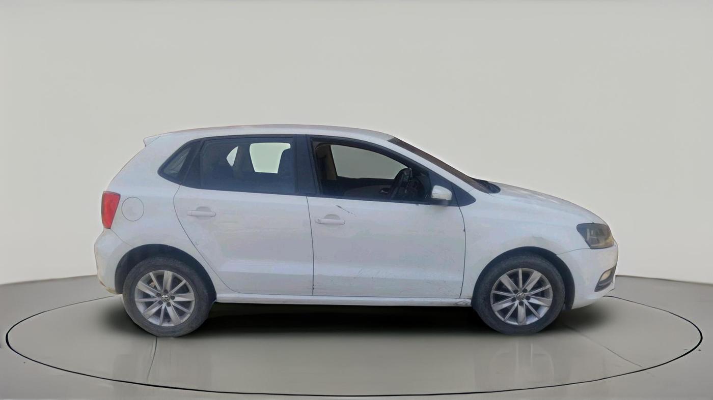 2016 Volkswagen Polo HIGHLINE1.2L DIESEL, Diesel, Manual, 1,00,566 km, exterior