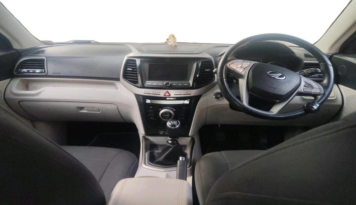 2020 Mahindra XUV300 W8 (O) 1.5 DIESEL, Diesel, Manual, 1,15,044 km, interior