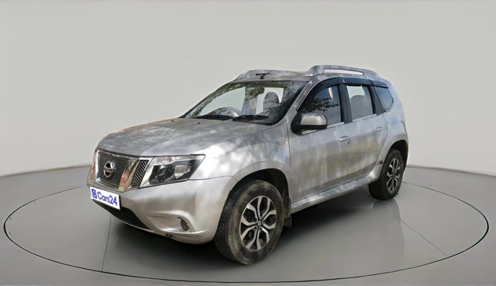 2014 Nissan Terrano XV D THP 110 PS, Diesel, Manual, 1,03,046 km, exterior