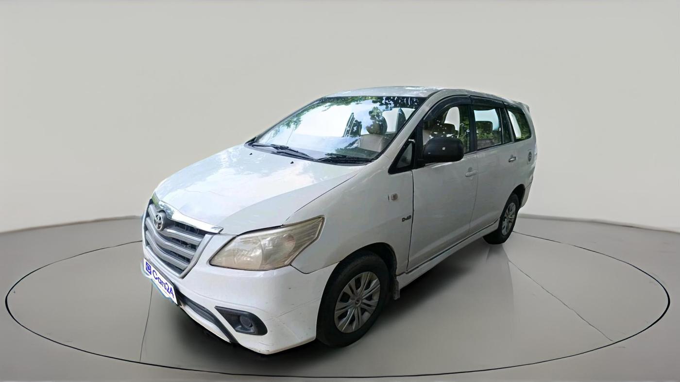 2011 Toyota Innova 2.5 G2 7STR, Diesel, Manual, 3,54,687 km, exterior