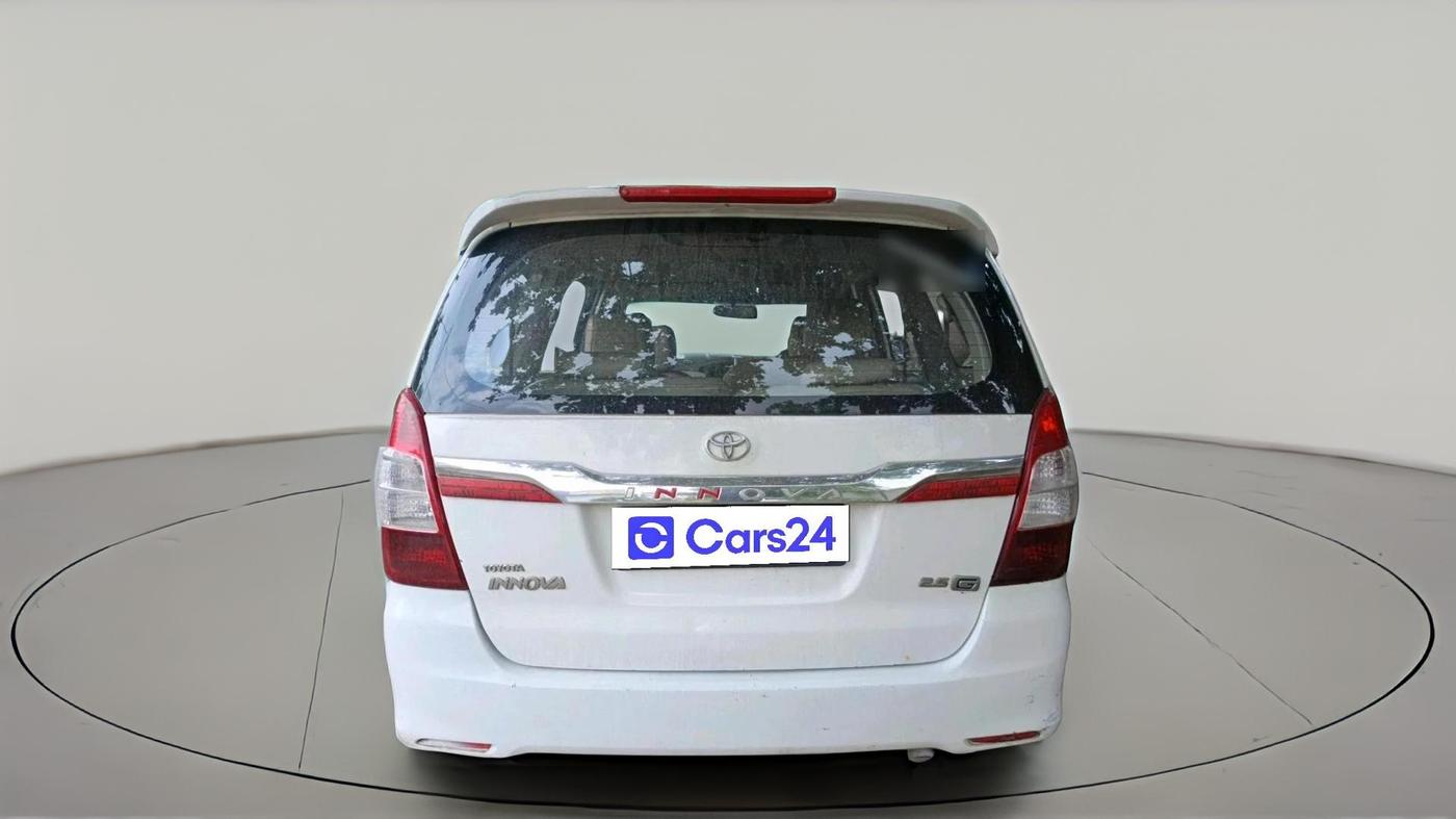 2011 Toyota Innova 2.5 G2 7STR, Diesel, Manual, 3,54,687 km, exterior