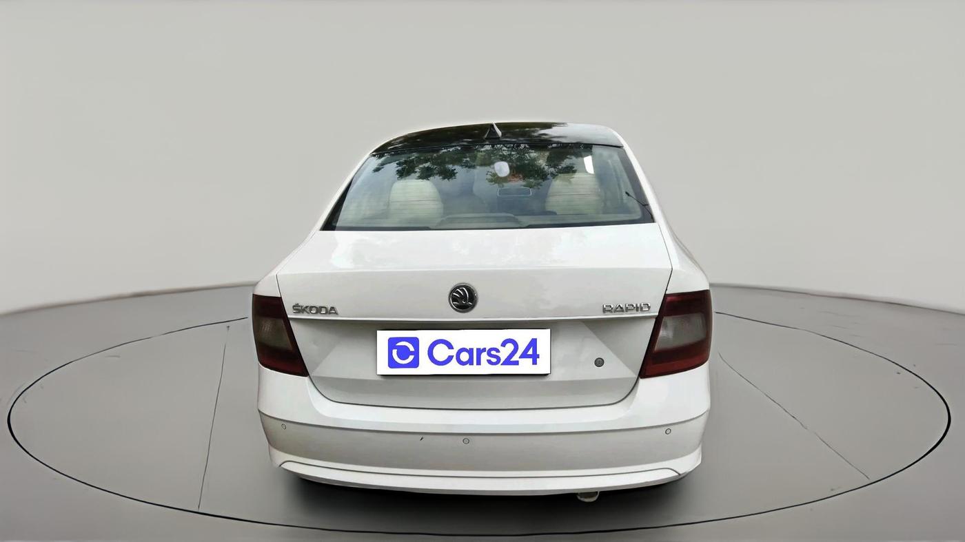 2015 Skoda Rapid 1.5 TDI CR ELEGANCE AT, Diesel, Automatic, 80,712 km, exterior